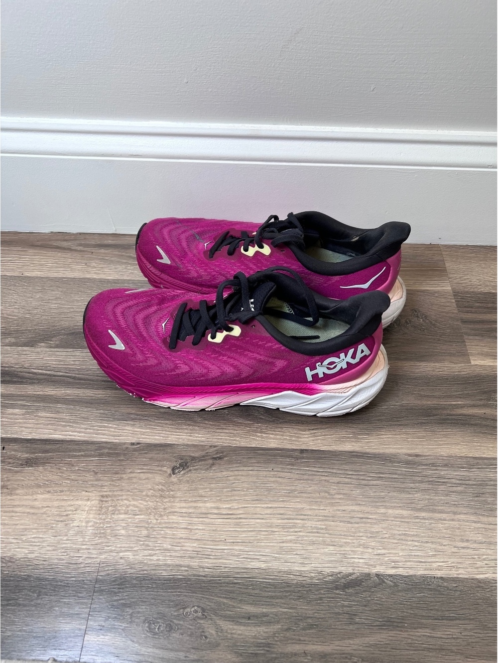 Hoka One One Women's Running Shoes Size 8 Pink and Black